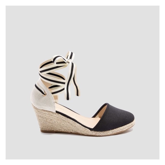 Black & White Espadrilles 9 - Picture 1 of 3